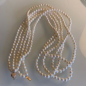 10K clasp Pearls 3 strand Needs repair